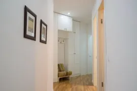 Аренда, 3 Kомнатная, Новостройка, Тбилиси, Мтацминда