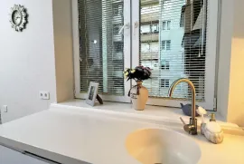 ქირავდება ბინა, 2 ოთახიანი, ახალი აშენებული, თბილისი, ვაკე