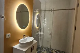 Аренда, 2 Kомнатная, Новостройка, Тбилиси, Чугурети