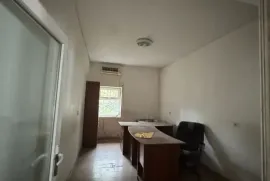 For Rent, Industrial area, Lilo