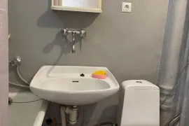 Аренда, 1 Kомнатная, Старое здание, Тбилиси, saburtalo