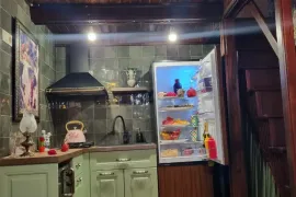 Аренда квартир посуточно, 1 Kомнатная, Старое здание, Кутаиси, Мефесутубани