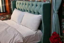 Daily Apartment Rent, 1 Room, Old building, Kutaisi, Mefesutubani