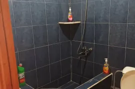 For Rent, 3 Room, Old building, Tbilisi, Temqa