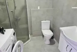 ქირავდება ბინა, 2 ოთახიანი, ახალი აშენებული, ბათუმი, ხიმშიაშვილის უბანი