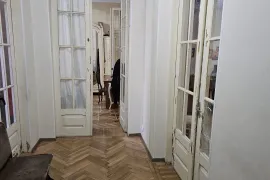 Продается квартира, 4 Kомнатная, Старое здание, Тбилиси, saburtalo
