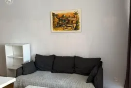 ქირავდება ბინა, 2 ოთახიანი, ძველი აშენებული, თბილისი, საბურთალო