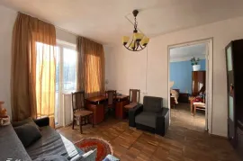 იყიდება ბინა, 4 ოთახიანი, ძველი აშენებული, თბილისი, ნუცუბიძის ფერდობი