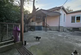 Продается Дом, 3 Kомнатная, Тбилиси, Исани