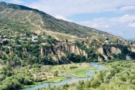 იყიდება მიწის ნაკვეთი, არა სასოფლო - სამეურნეო, მისაქციელი