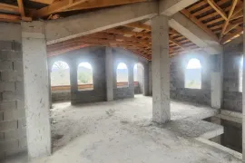 იყიდება სახლი, 10 ოთახიანი, ქუთაისი, სულხან-საბა