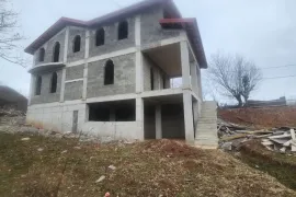 იყიდება სახლი, 10 ოთახიანი, ქუთაისი, სულხან-საბა