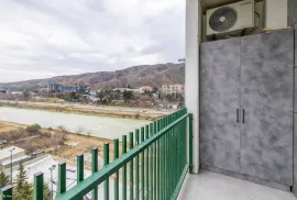 Продается квартира, 2 Kомнатная, Новостройка, Тбилиси, Исани