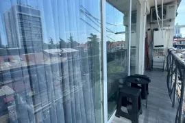 იყიდება ბინა, 3 ოთახიანი, ახალი აშენებული, ბათუმი, რუსთაველის უბანი