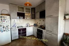 ქირავდება ბინა, 3 ოთახიანი, ძველი აშენებული, თბილისი, ნუცუბიძის ფერდობი