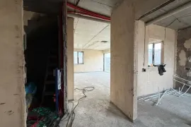 იყიდება სახლი, 5 ოთახიანი, თბილისის შემოგარენი, თხინვალი