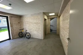 იყიდება ბინა, 4 ოთახიანი, ახალი აშენებული, თბილისი, საბურთალო