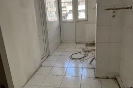 Apartment for sale, 6 Room, Old building, Tbilisi, saburtalo