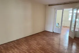 Apartment for sale, 6 Room, Old building, Tbilisi, saburtalo