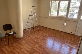 Apartment for sale, 6 Room, Old building, Tbilisi, saburtalo