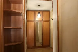 იყიდება ბინა, 4 ოთახიანი, ძველი აშენებული, თბილისი, ზაჰესი