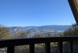 ქირავდება სახლი, 6 ოთახიანი, ამბროლაური, ნიკორწმინდა