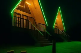 ქირავდება სახლი, 6 ოთახიანი, ამბროლაური, ნიკორწმინდა