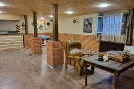 იყიდება სახლი, 8 ოთახიანი, თბილისი, ლოტკინი