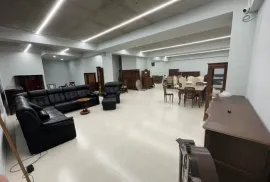 იყიდება, უნივერსალური კომერციული  ფართი, მუხიანი