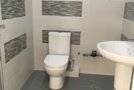 For Rent, Universal commercial space, Nadzaladevi