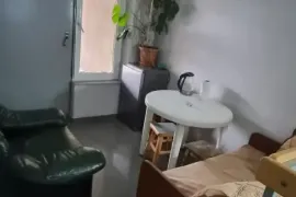 ქირავდება, სასტუმრო, ისანი