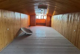 House For Rent, 9 Room, Tbilisi, vake