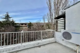 Продается квартира, 2 Kомнатная, Старое здание, Тбилиси, Районы Важа-Пшавела