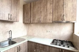 Продается квартира, 2 Kомнатная, Старое здание, Тбилиси, Районы Важа-Пшавела