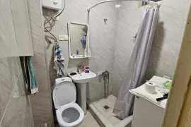 იყიდება ბინა, 2 ოთახიანი, ძველი აშენებული, თბილისი, საბურთალო