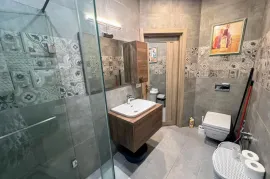 იყიდება ბინა, 1 ოთახიანი, ახალი აშენებული, ბათუმი, აეროპორტის უბანი