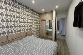 Продается Дом, 5 Kомнатная, Тбилиси, Диди Дигоми