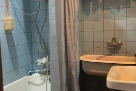 Продается квартира, 4 Kомнатная, Старое здание, Тбилиси, saburtalo