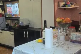 იყიდება ბინა, 1 ოთახიანი, ძველი აშენებული, თბილისი, მუხიანი