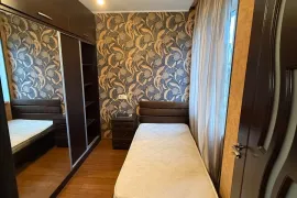 ქირავდება ბინა, 2 ოთახიანი, ძველი აშენებული, თბილისი, ვაჟა ფშაველას კვარტლები