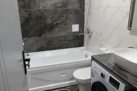 იყიდება ბინა, 2 ოთახიანი, ახალი აშენებული, ბათუმი, აეროპორტის უბანი