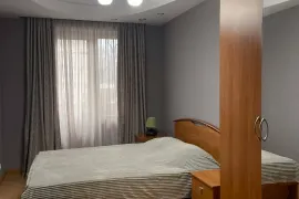 Аренда, 2 Kомнатная, Старое здание, Тбилиси, saburtalo