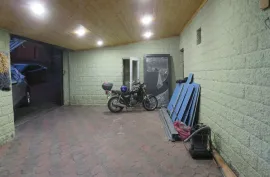 იყიდება სახლი, 5 ოთახიანი, თბილისი, კუკია