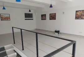 For Rent, Universal commercial space, Digomi