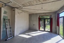 იყიდება სახლი, 4 ოთახიანი, ბათუმი