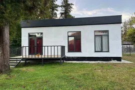 იყიდება სახლი, 4 ოთახიანი, ბათუმი