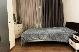 ქირავდება ბინა, 3 ოთახიანი, ძველი აშენებული, თბილისი, ვერა