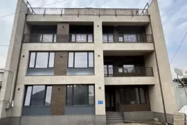 იყიდება, სასტუმრო, ელია