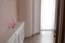 ქირავდება სახლი, 6 ოთახიანი, თბილისი, მთაწმინდა