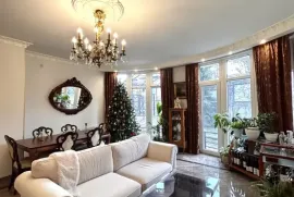 ქირავდება სახლი, 6 ოთახიანი, თბილისი, მთაწმინდა